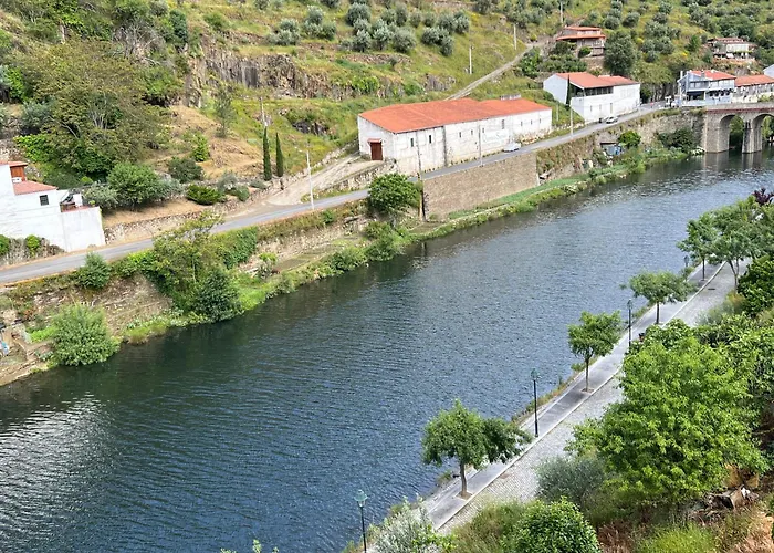 بيت للعطل Casa Da Fa 2 *